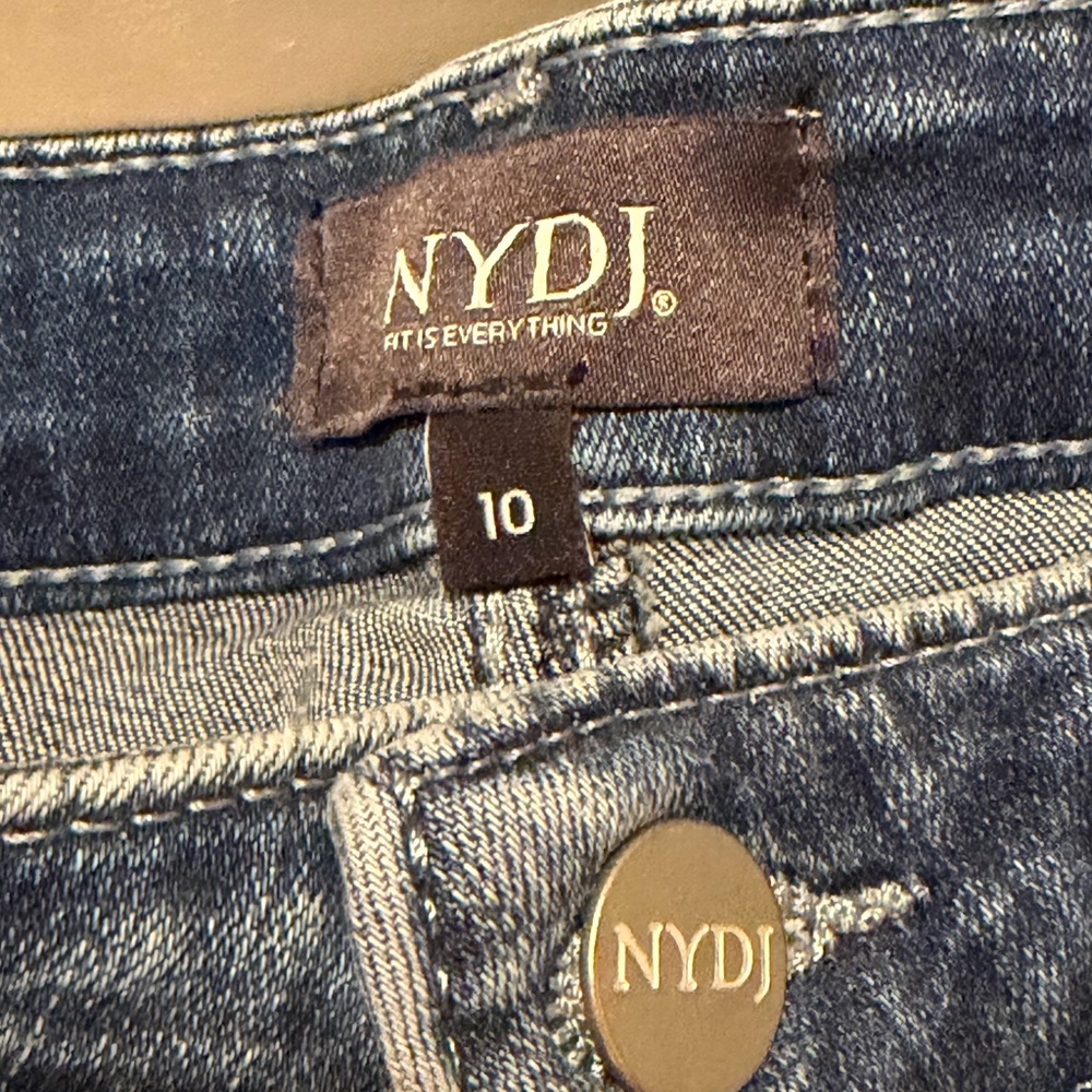 NYDJ Women's Dark Wash Sheri slim Jeans size 10 - Picture 2 of 7